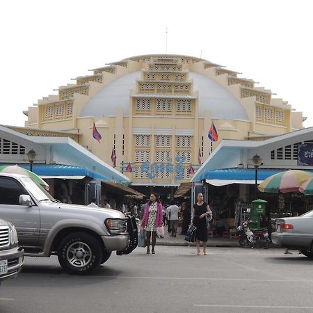 Golden Boat Guesthouse Phnom Penh Exterior foto