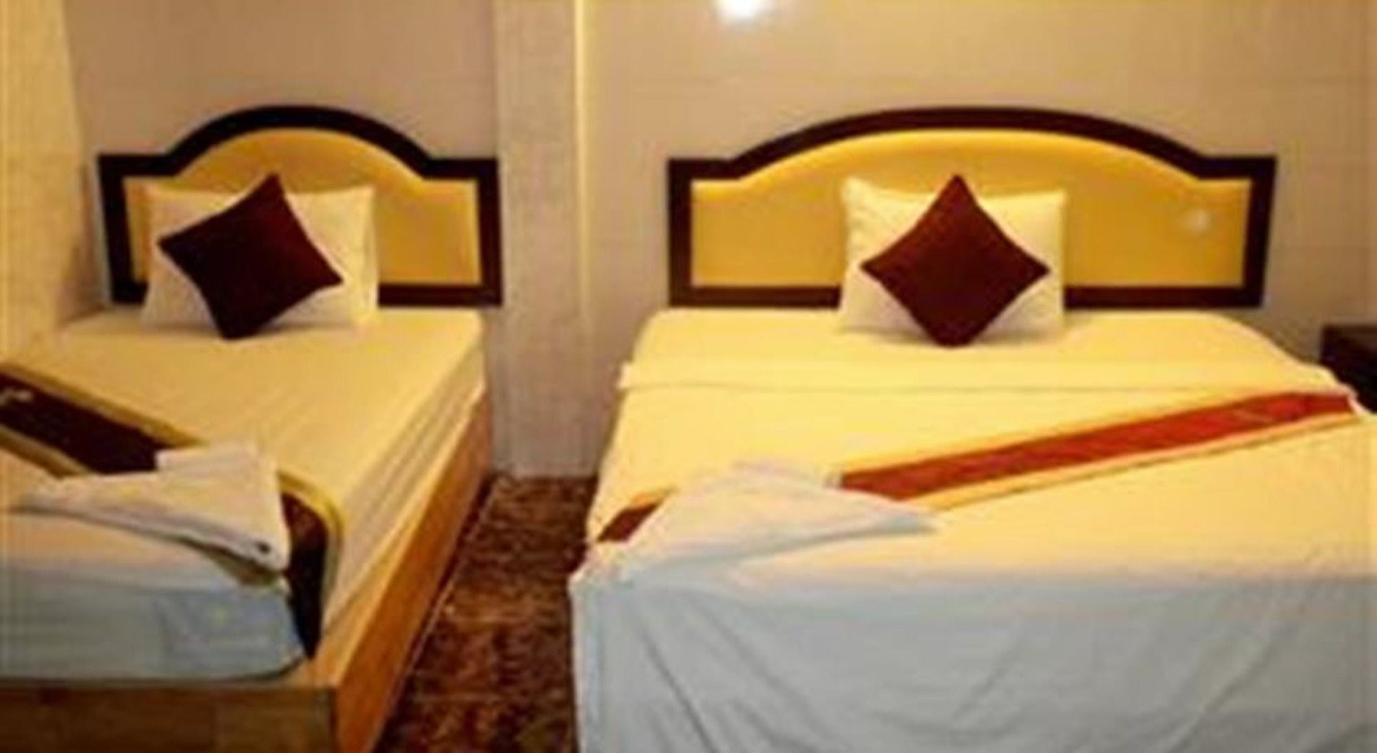 Golden Boat Guesthouse Phnom Penh Exterior foto